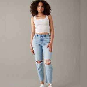 American Eagle Strigid Curvy Ripped Mom Jeans size 16